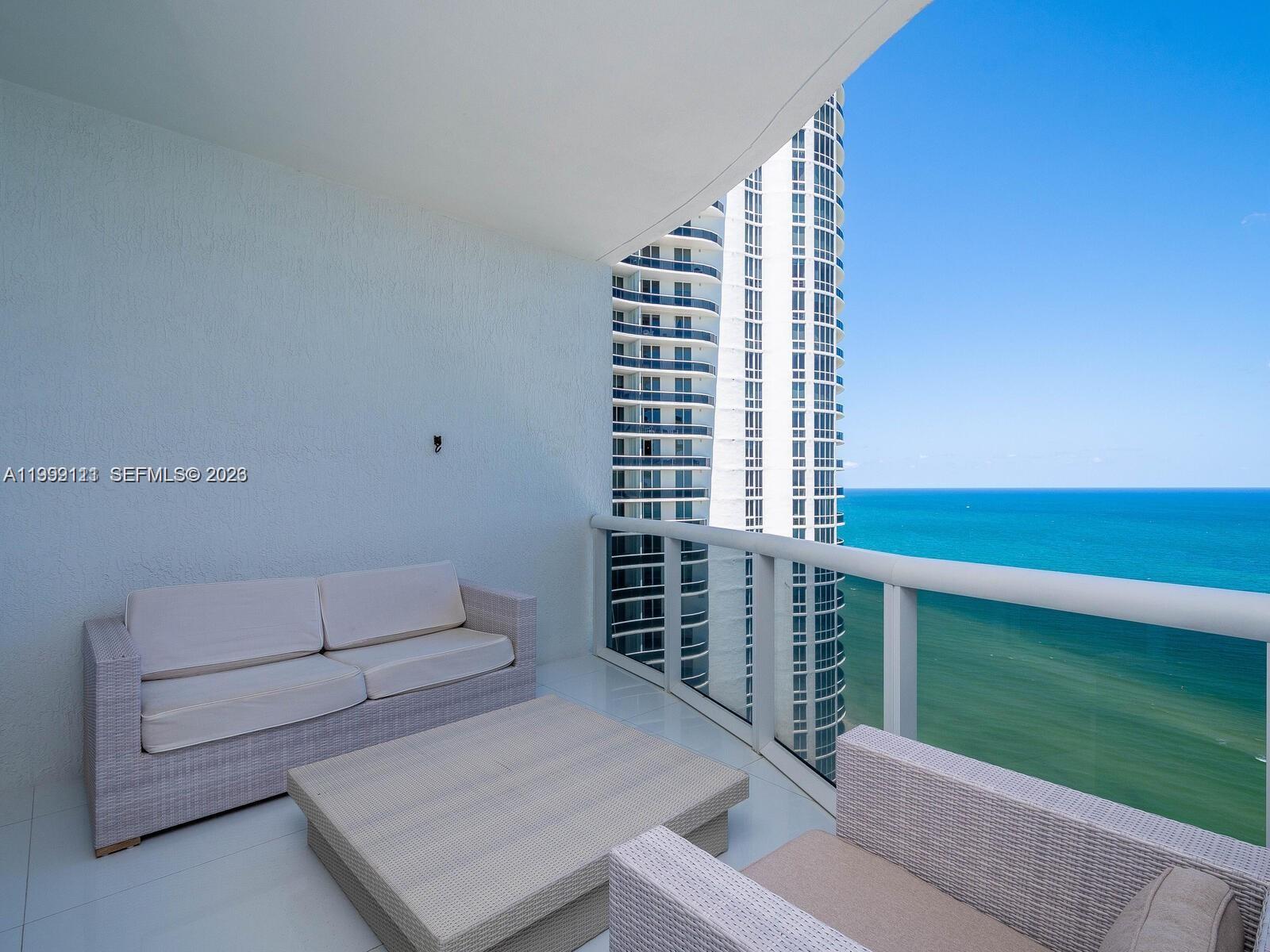 TDR TOWER II CONDO - Residential