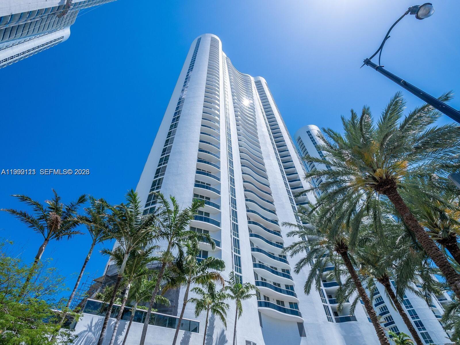 TDR TOWER II CONDO - Residential