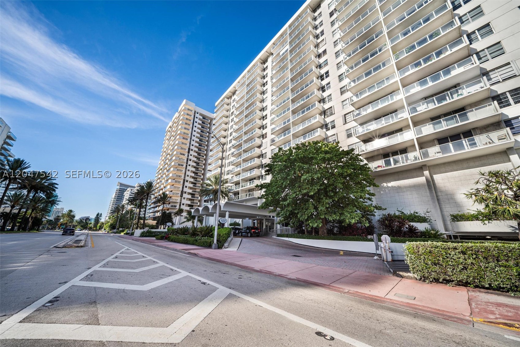 ARLEN BEACH CONDO - Residential