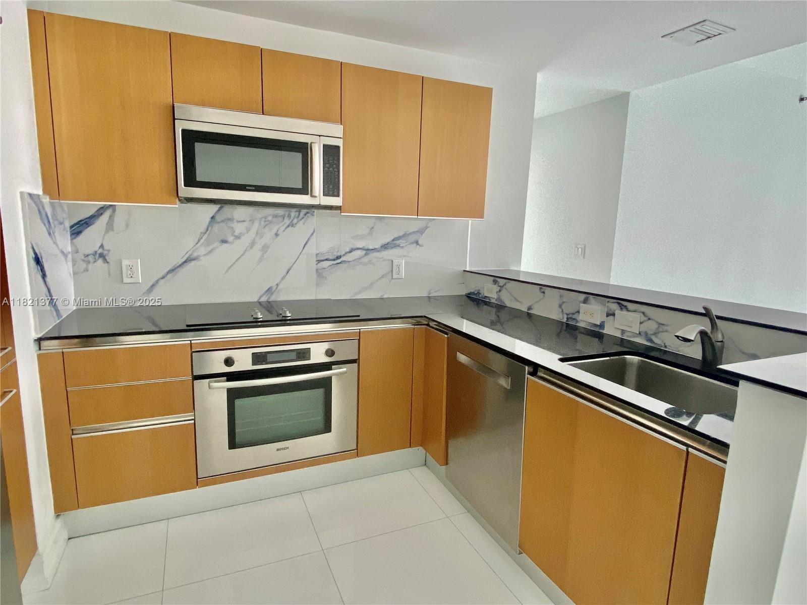 1060 BRICKELL CONDO - Residential Lease
