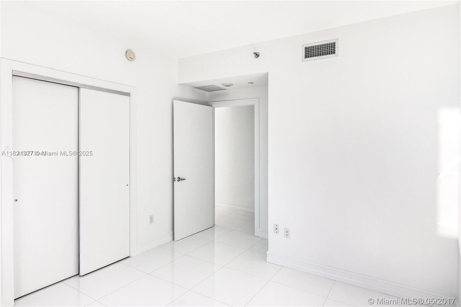 1060 BRICKELL CONDO - Residential Lease