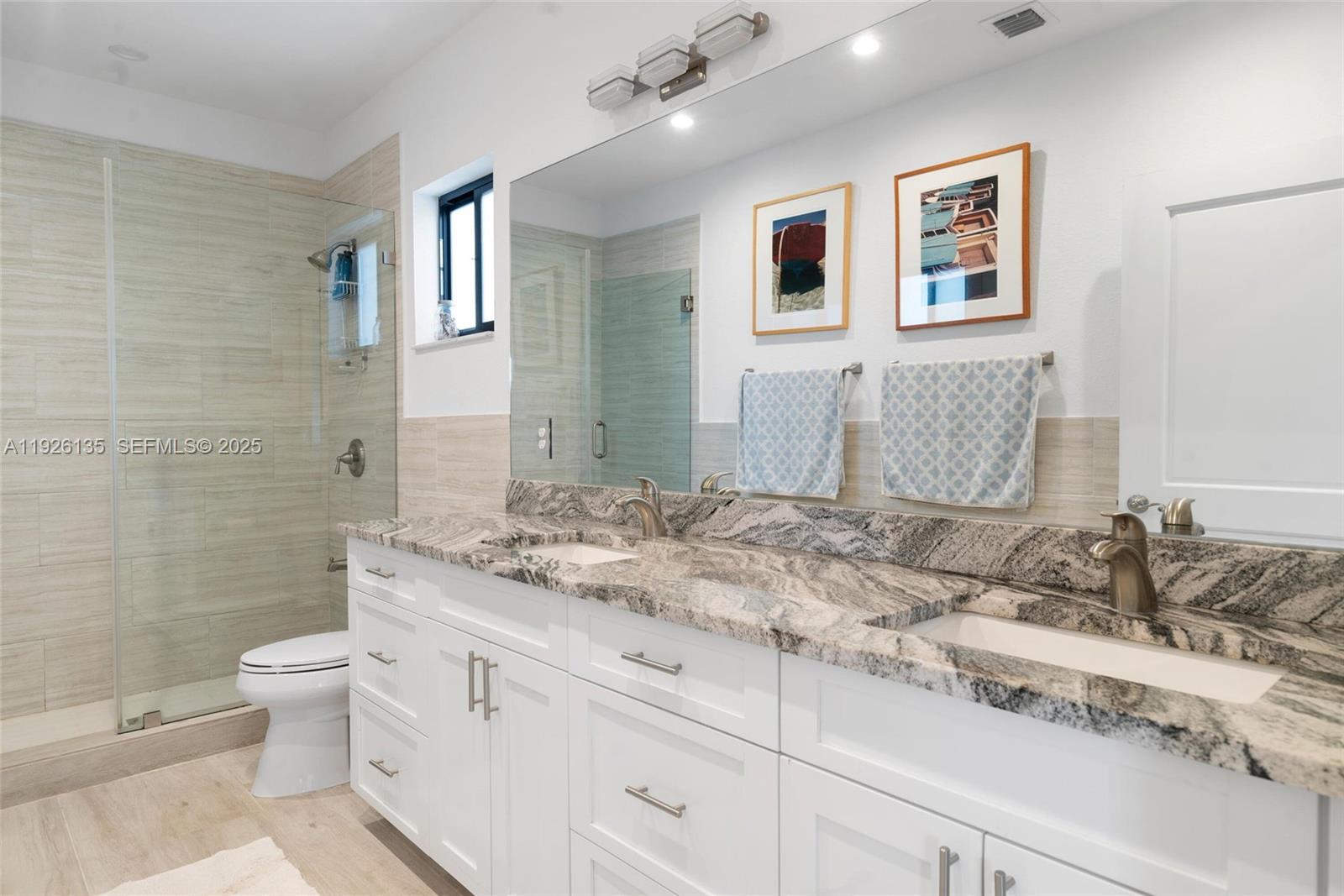 Twin Lakes - Residential