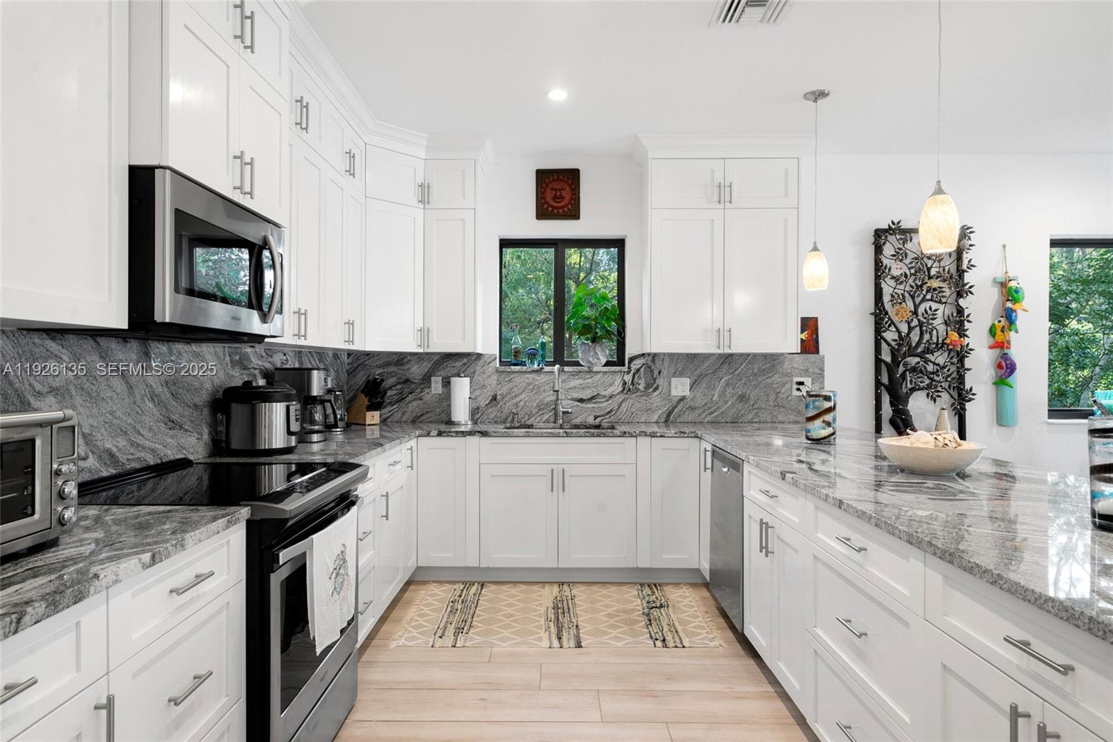 Twin Lakes - Residential