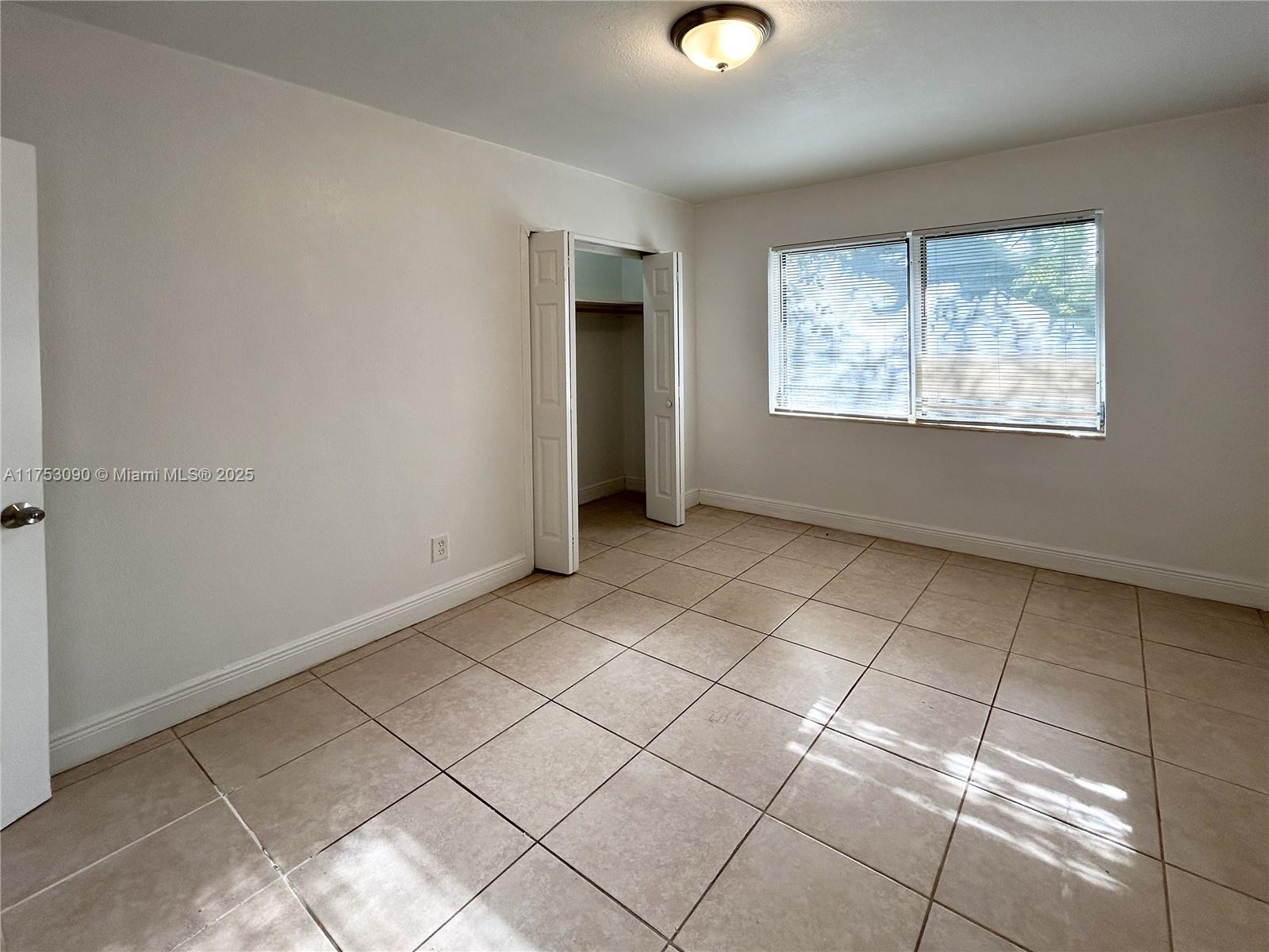 BISCAYNE HEIGHTS - Residential Lease