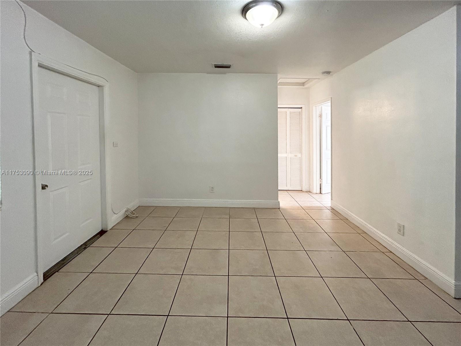BISCAYNE HEIGHTS - Residential Lease