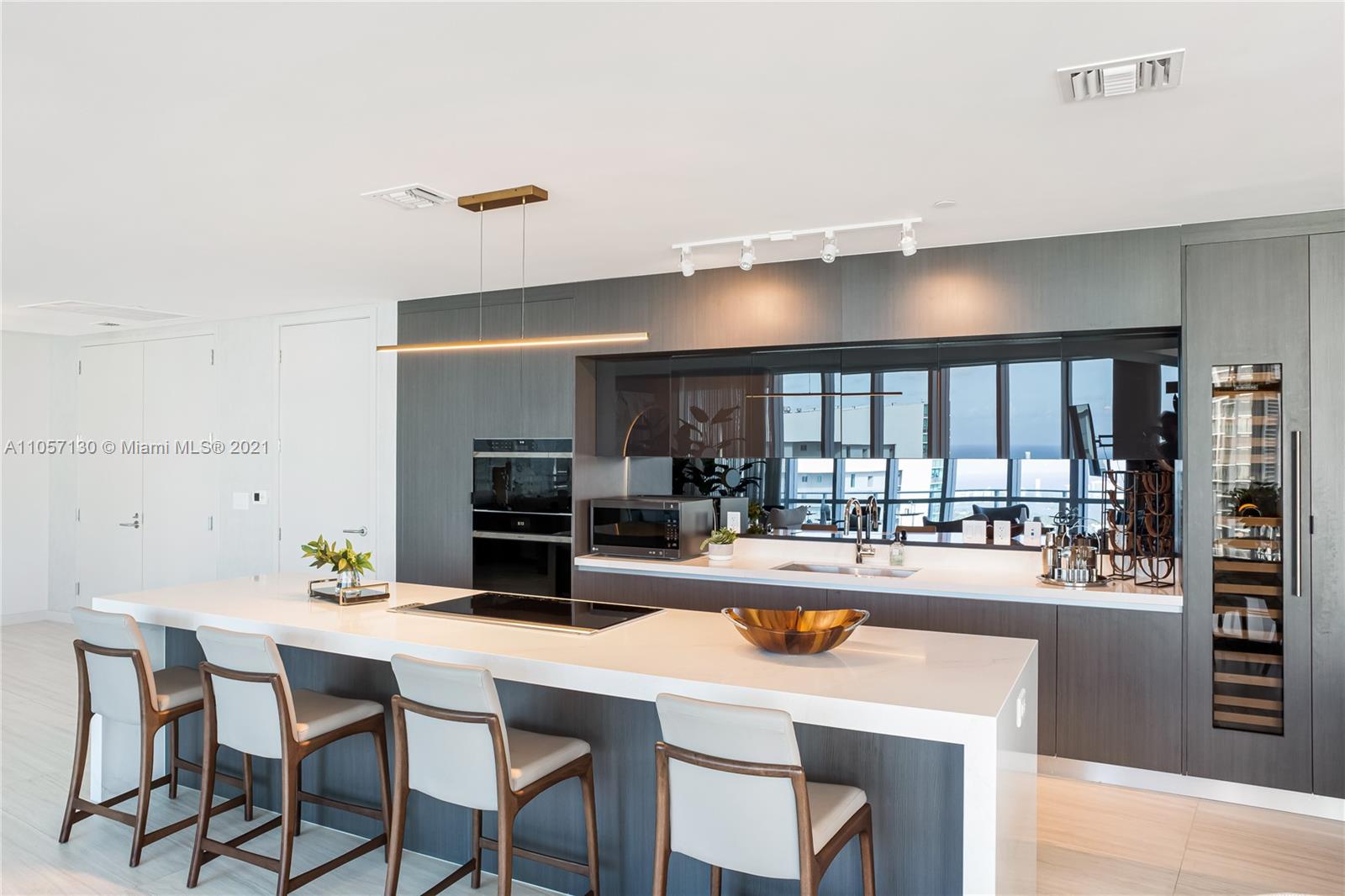 PARAMOUNT MIAMI WORLDCENT - Residential