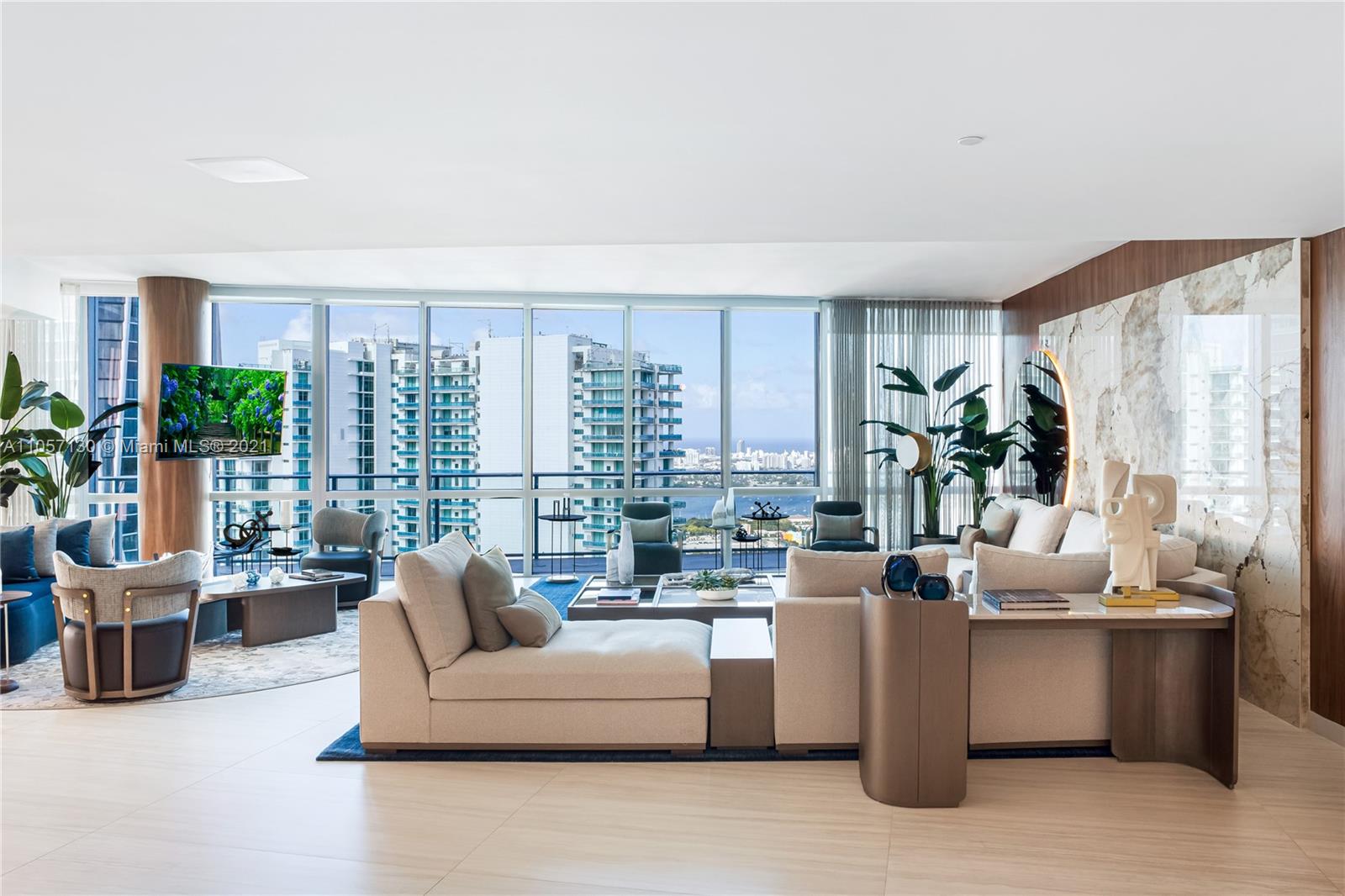 PARAMOUNT MIAMI WORLDCENT - Residential