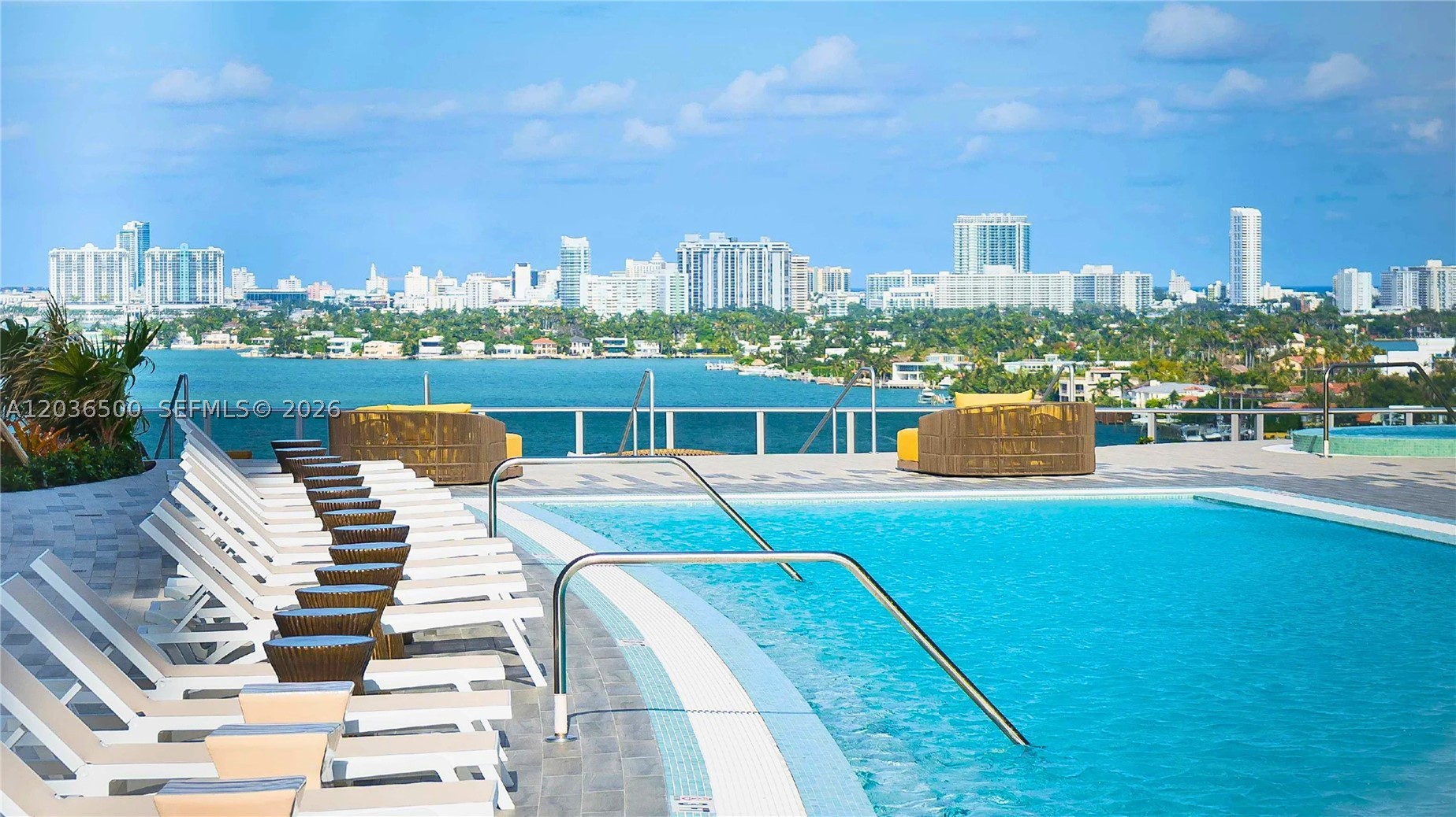 ARIA ON THE BAY CONDO - Residential