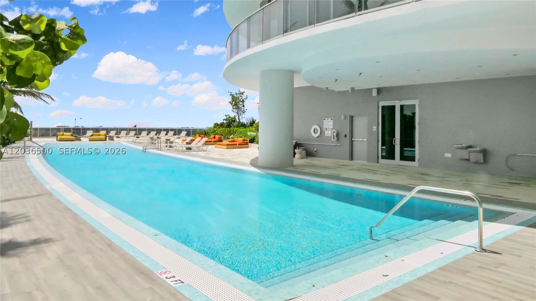 ARIA ON THE BAY CONDO - Residential