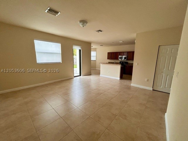 SION ESTATES FIRST ADDITI - Residential Lease