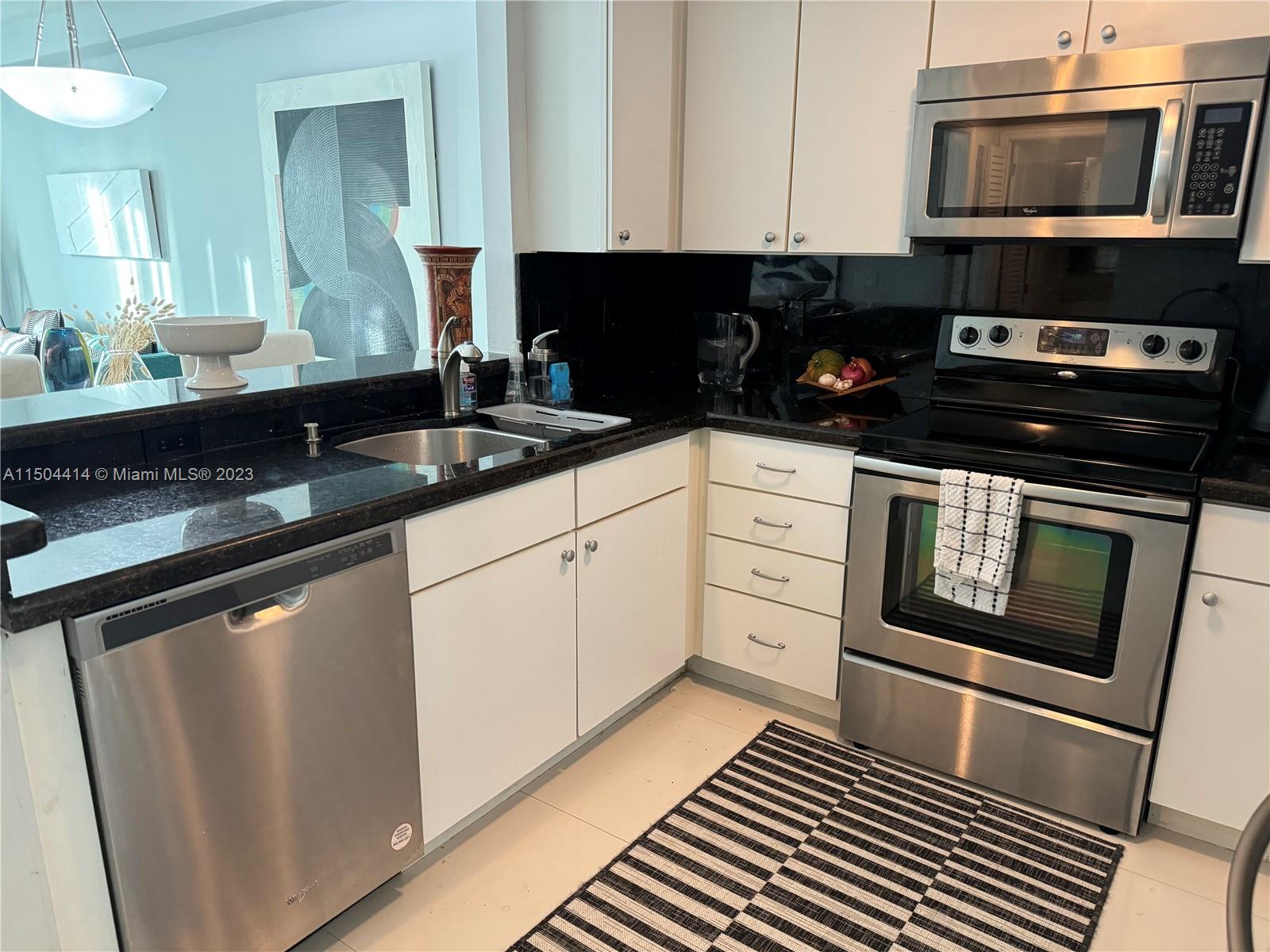 VUE AT BRICKELL CONDO - Residential Lease
