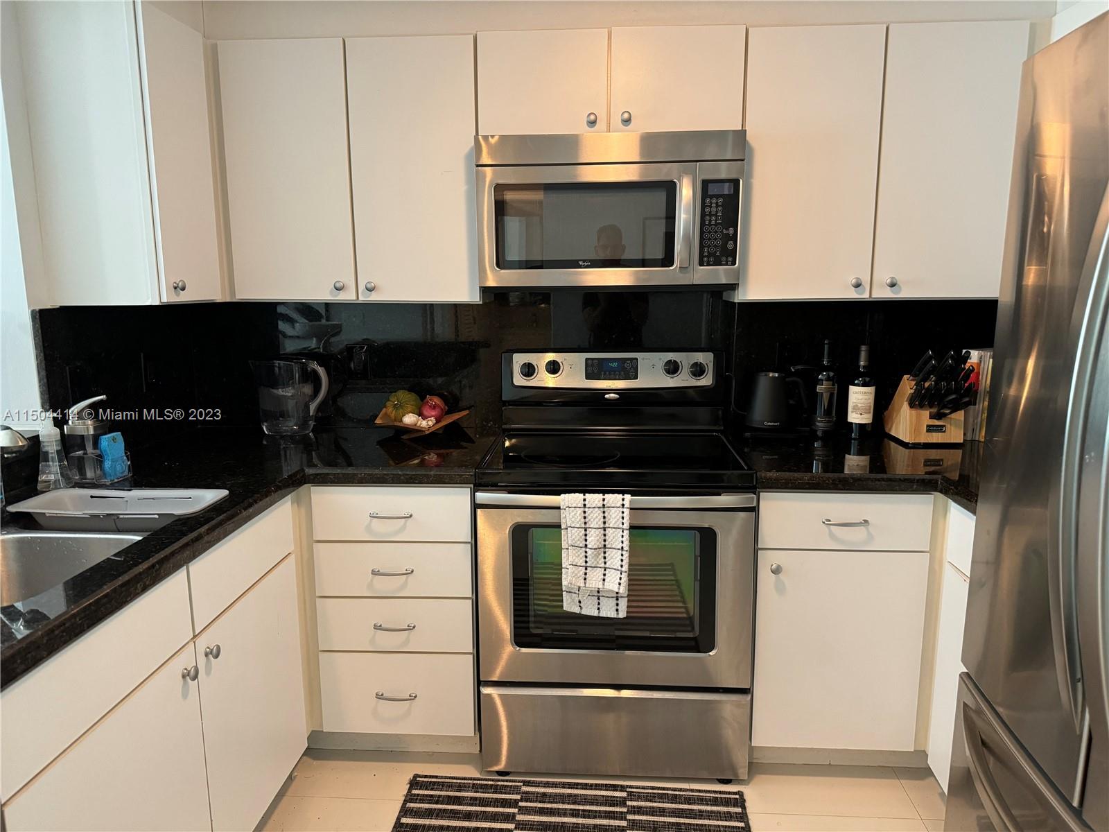 VUE AT BRICKELL CONDO - Residential Lease