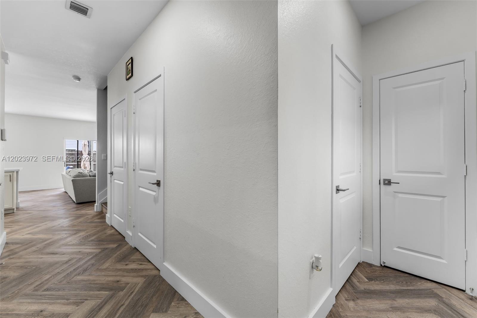 HAMILTON PLACE - Residential