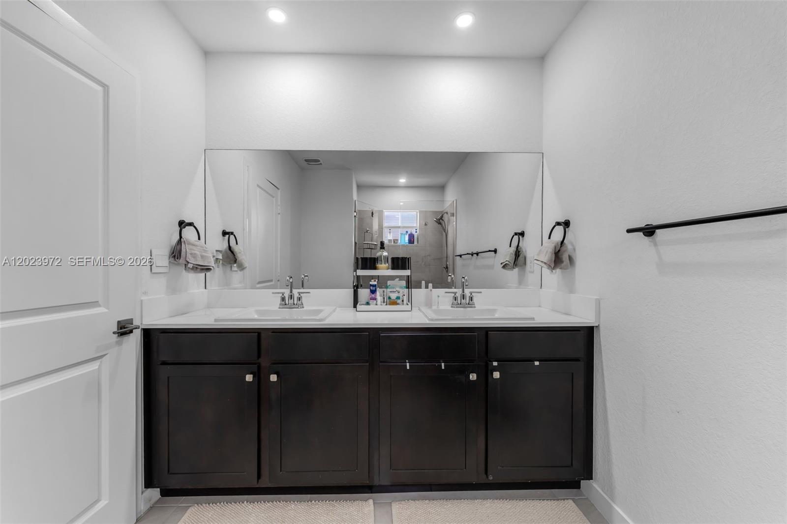 HAMILTON PLACE - Residential