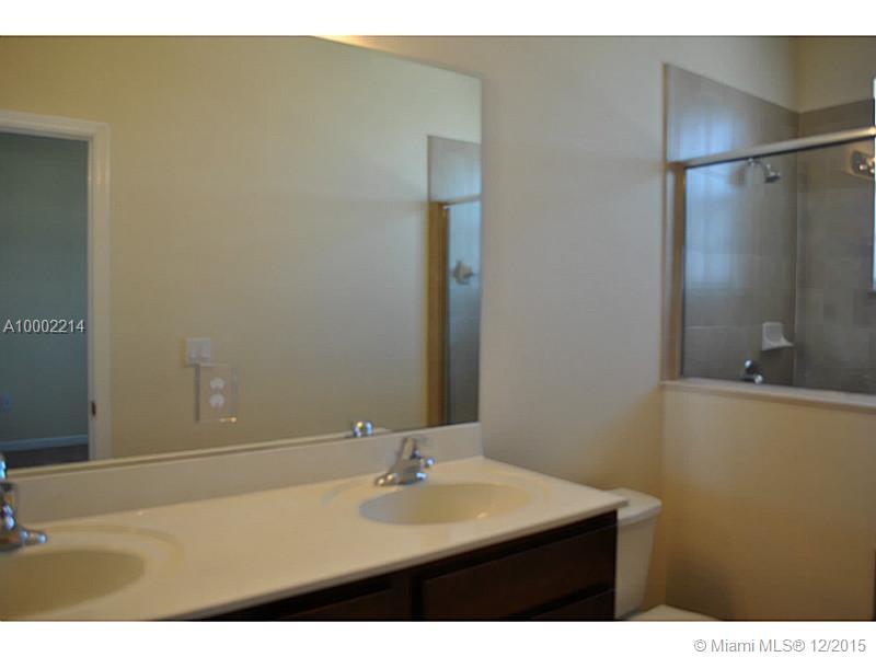 Kendall Square - Residential Lease