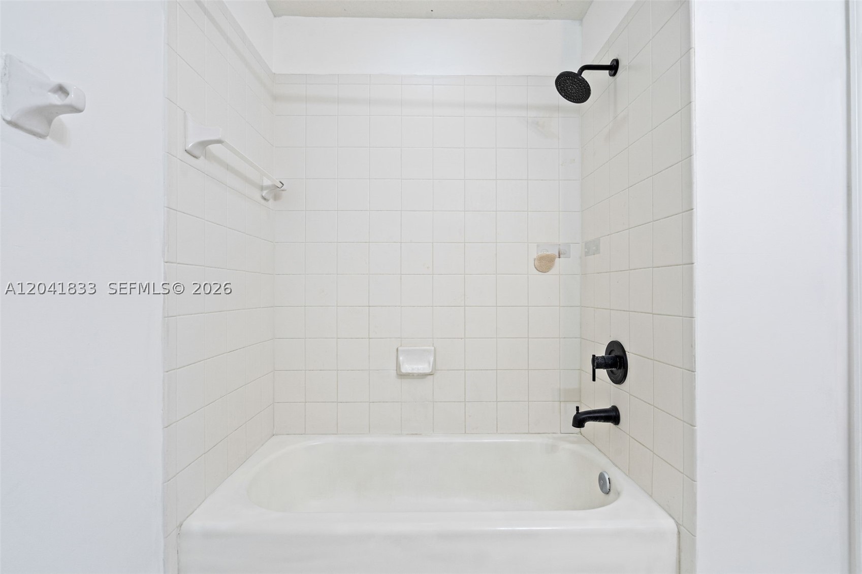 VENETIA GARDENS CONDO - Residential Lease