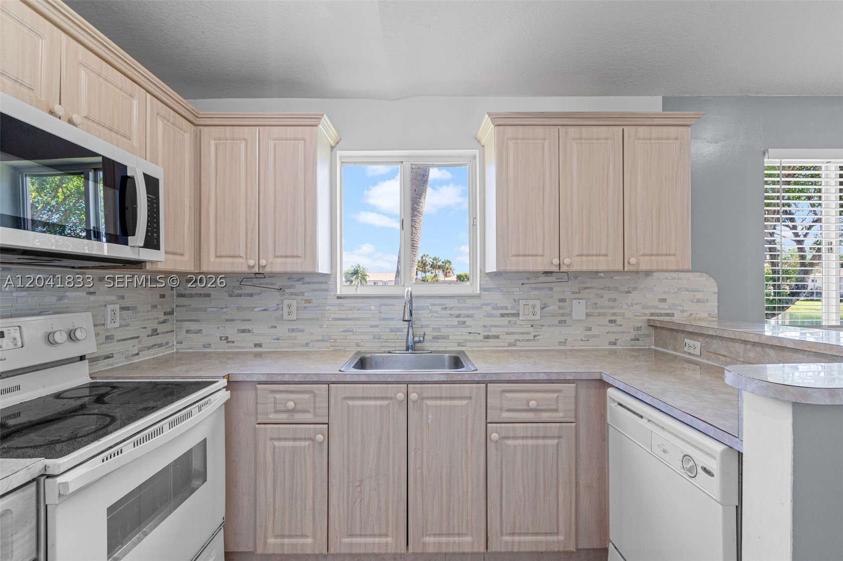 VENETIA GARDENS CONDO - Residential Lease