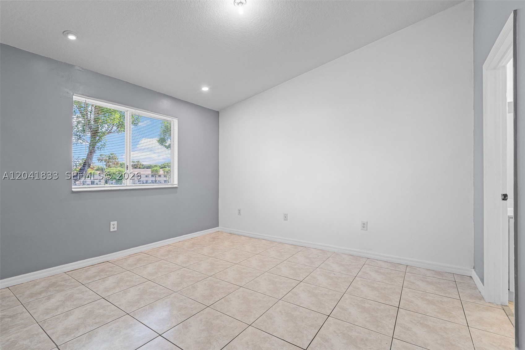 VENETIA GARDENS CONDO - Residential Lease