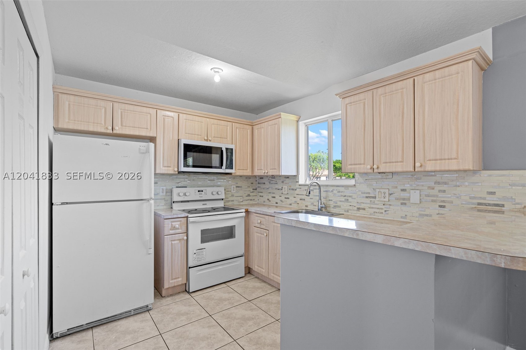 VENETIA GARDENS CONDO - Residential Lease