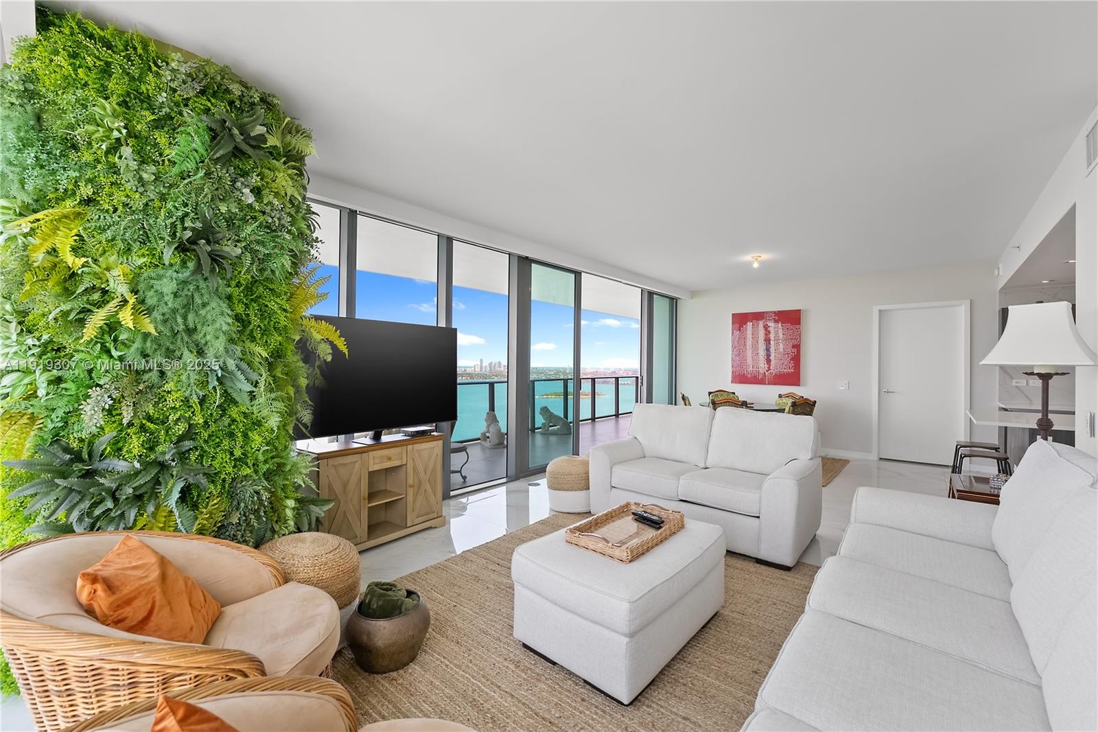 ONE PARAISO CONDO - Residential