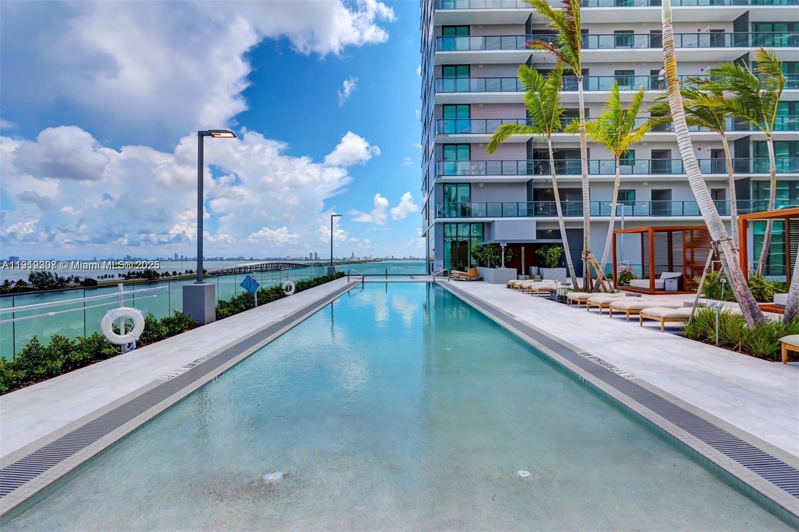 ONE PARAISO CONDO - Residential