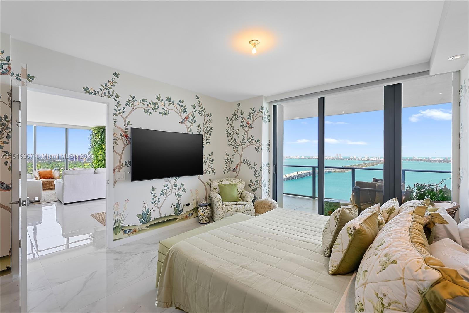 ONE PARAISO CONDO - Residential