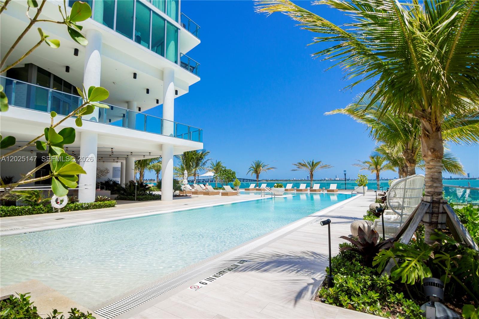 BISCAYNE BEACH CONDO - Residential