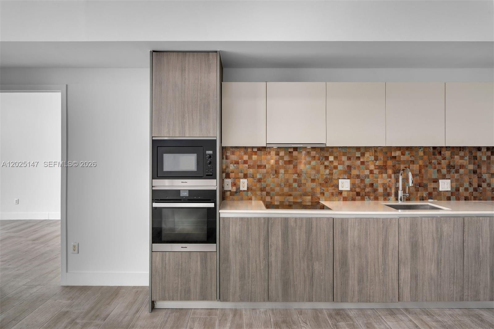 BISCAYNE BEACH CONDO - Residential