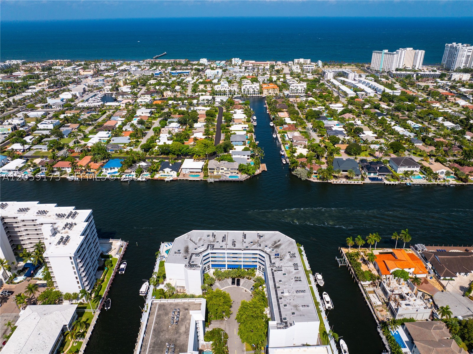 INTRACOASTAL 31 CONDO - Residential