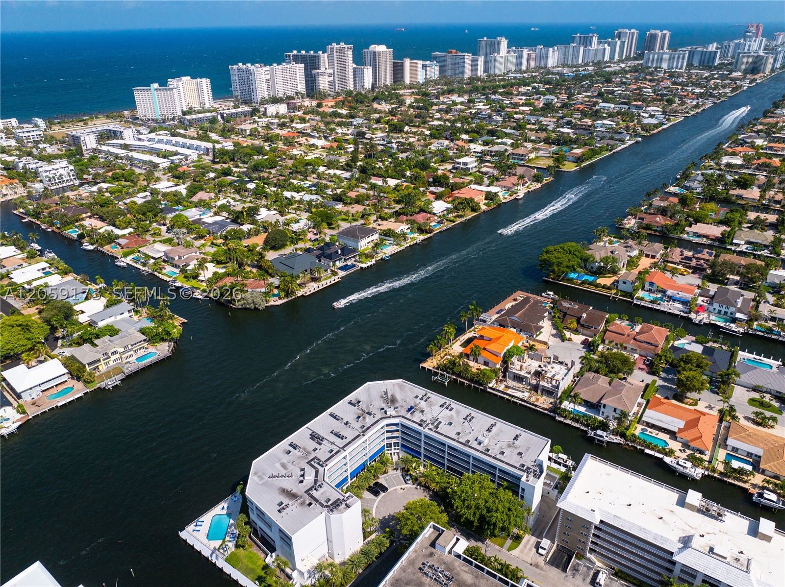 INTRACOASTAL 31 CONDO - Residential