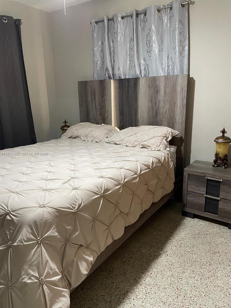 TOWN OF HIALEAH 1 ADDN AM - Residential Lease