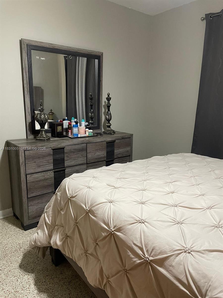 TOWN OF HIALEAH 1 ADDN AM - Residential Lease