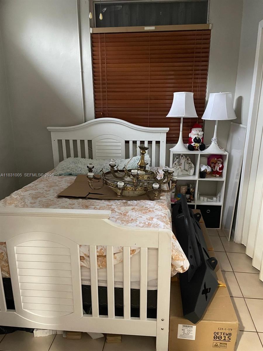 TOWN OF HIALEAH 1 ADDN AM - Residential Lease