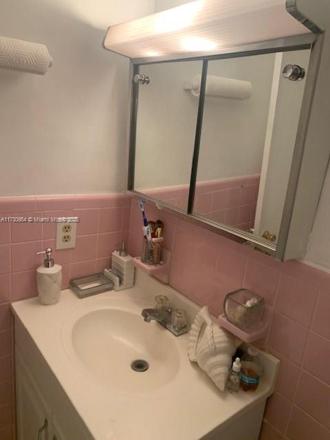 RO-MONT GARDENS ANDOVER C - Residential