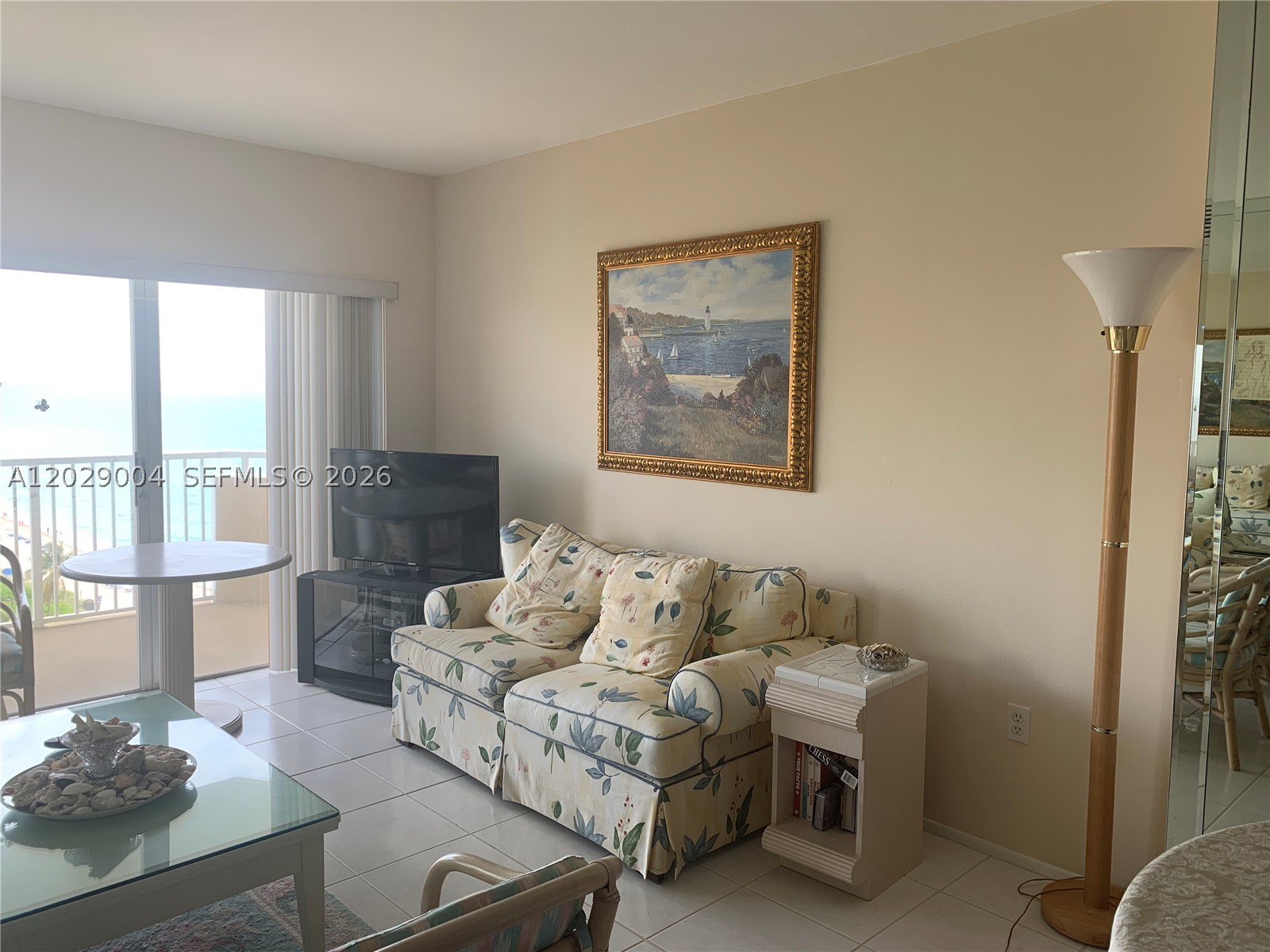 HEMISPHERES CONDO - Residential Lease