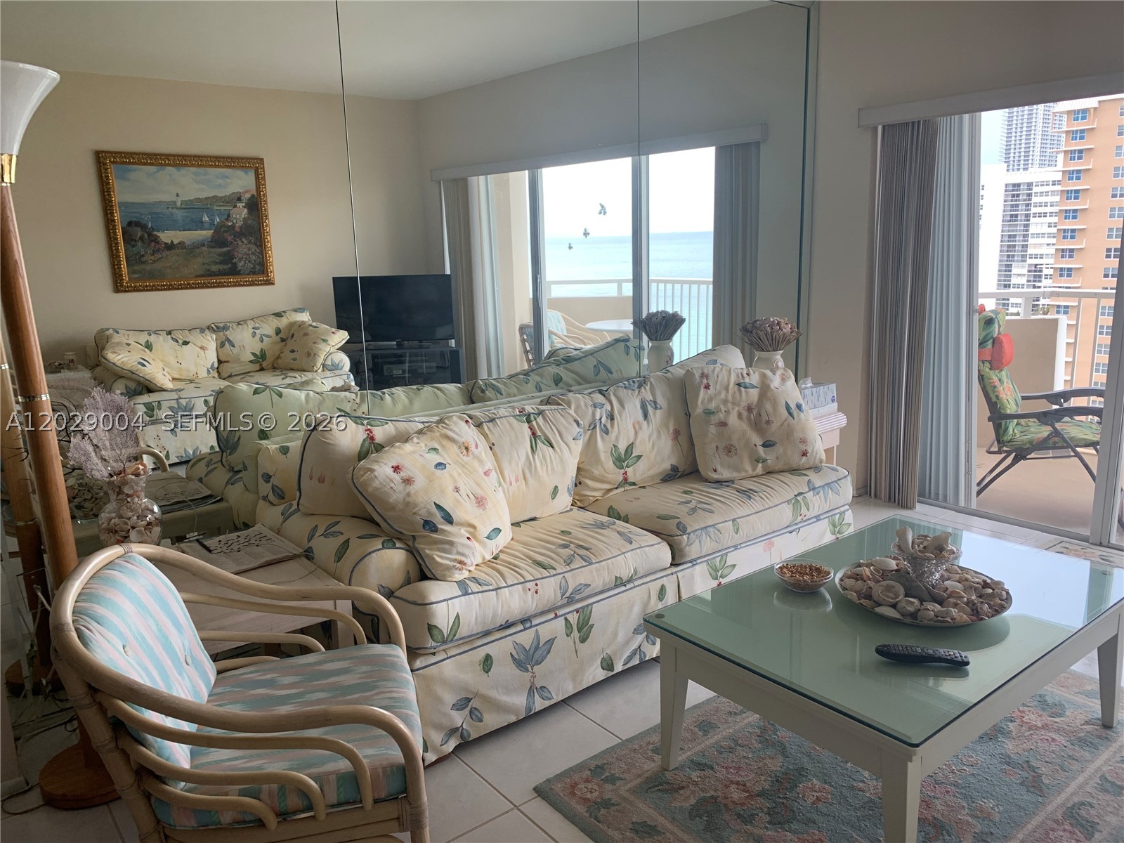 HEMISPHERES CONDO - Residential Lease