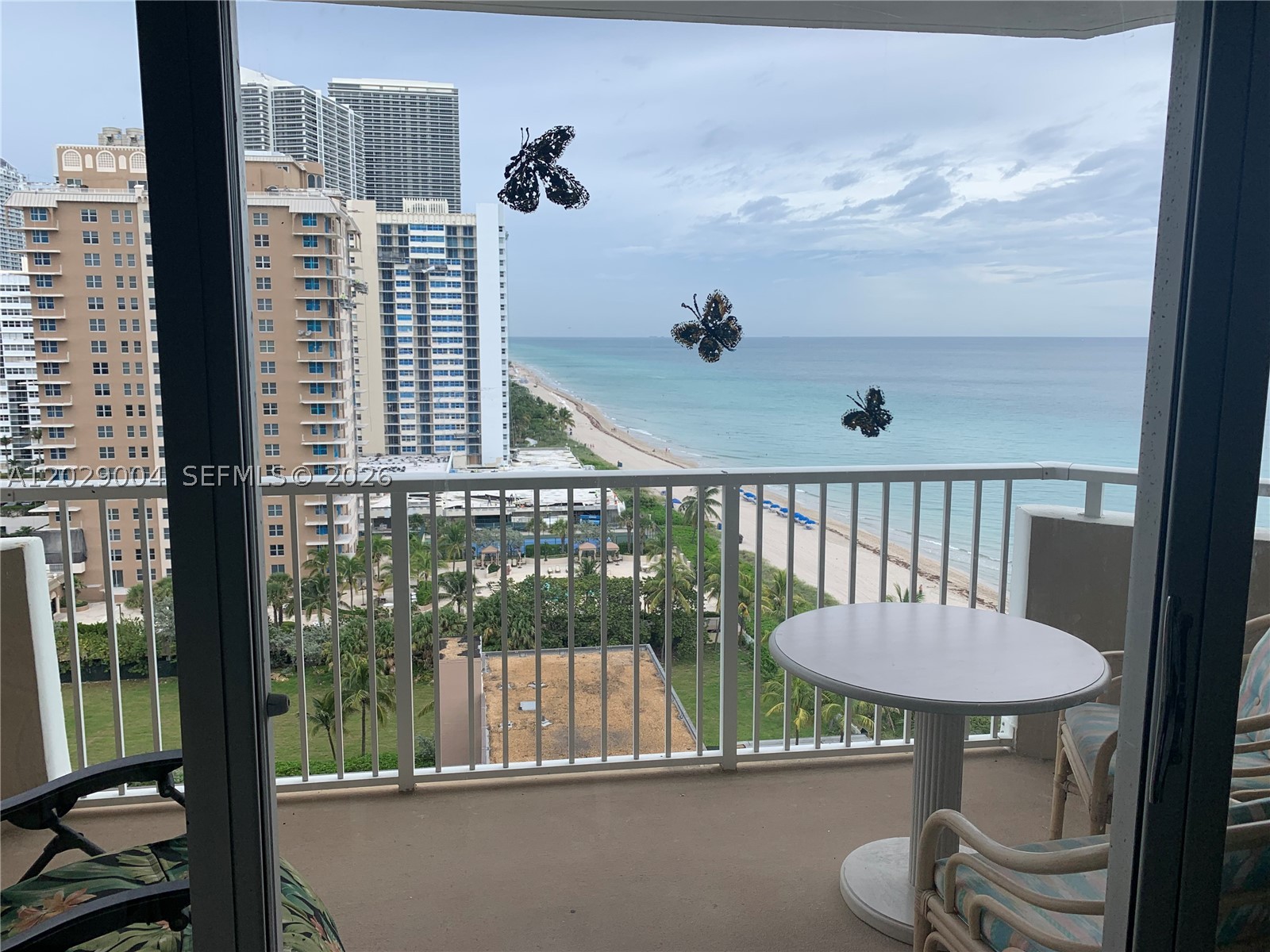 HEMISPHERES CONDO - Residential Lease