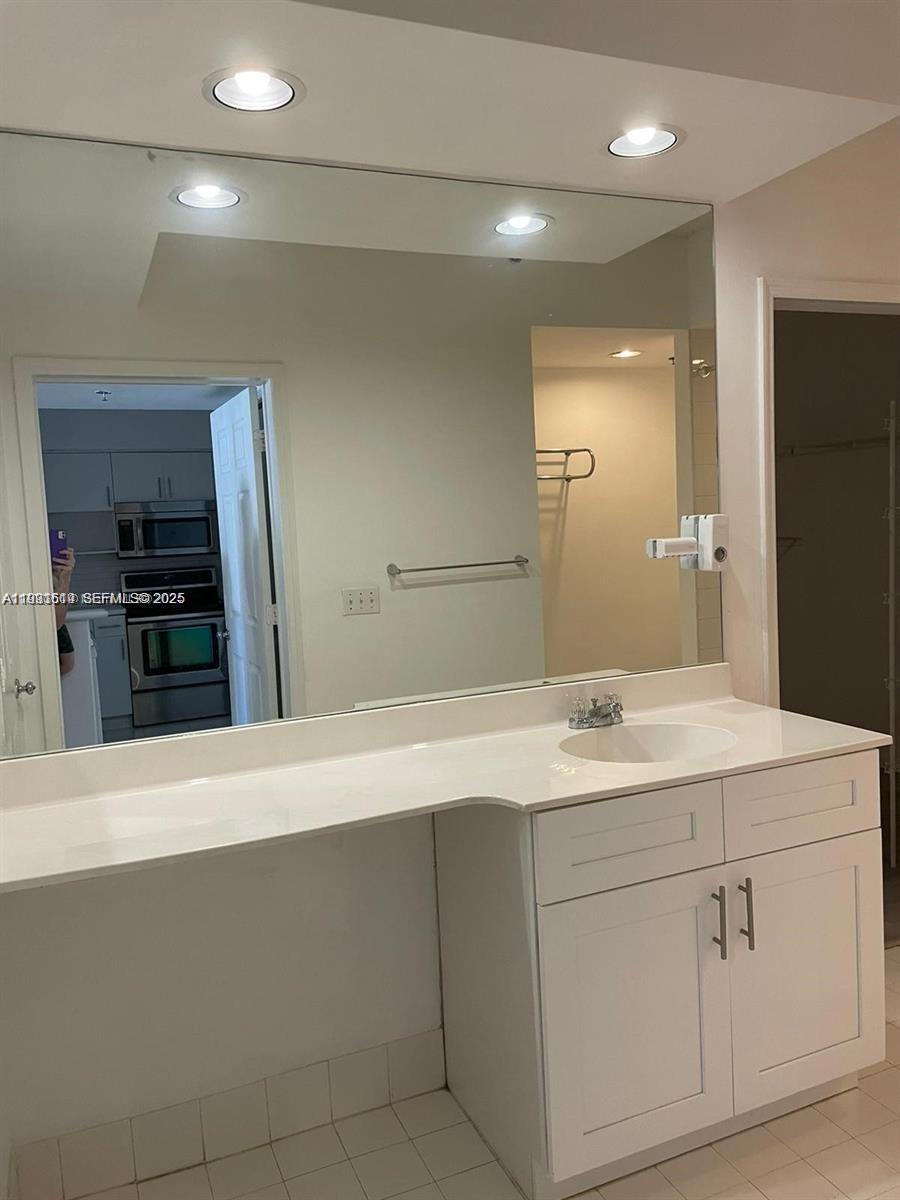 VILLAGE BY THE BAY CONDO - Residential