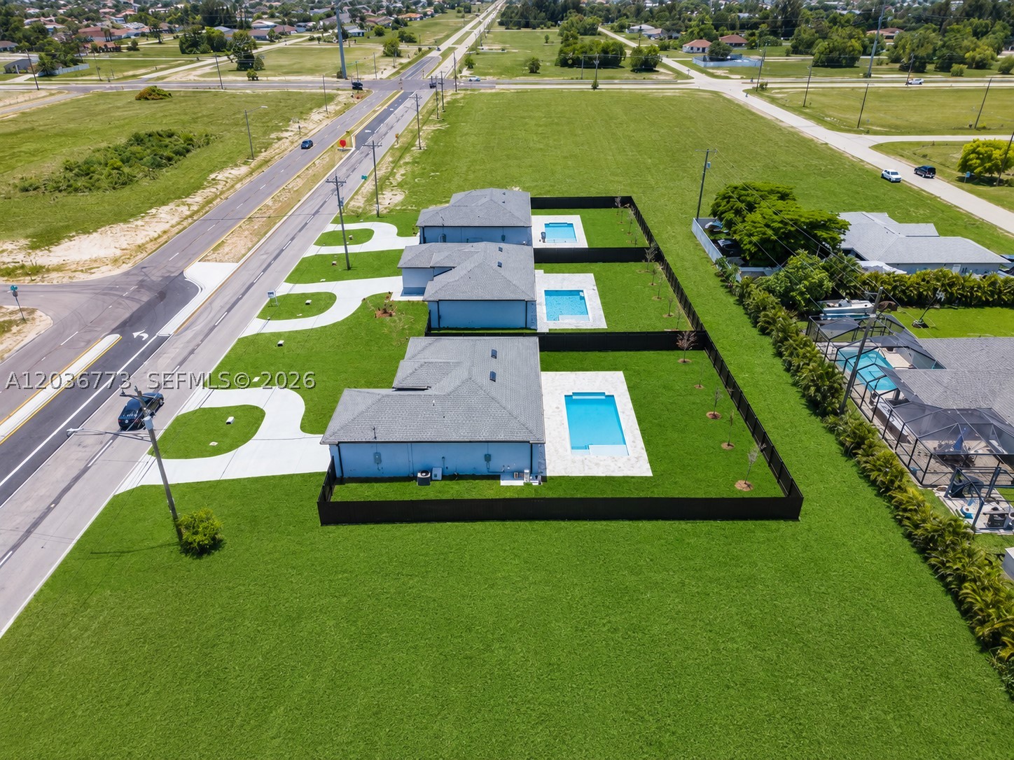 CAPE CORAL - Residential