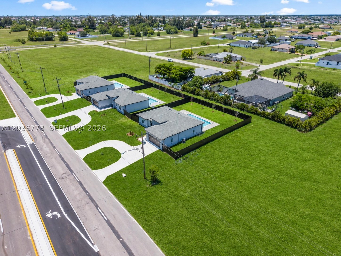 CAPE CORAL - Residential