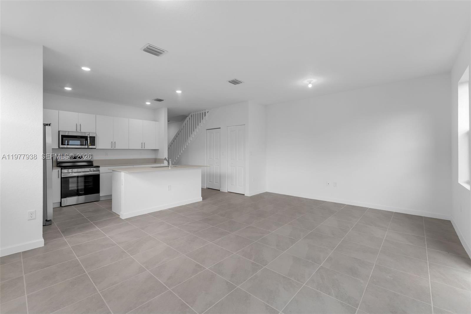 ST GERMAIN ASSEMBLAGE - Residential
