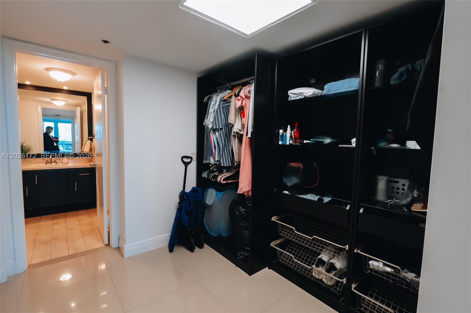 VENETIA CONDO - Residential Lease
