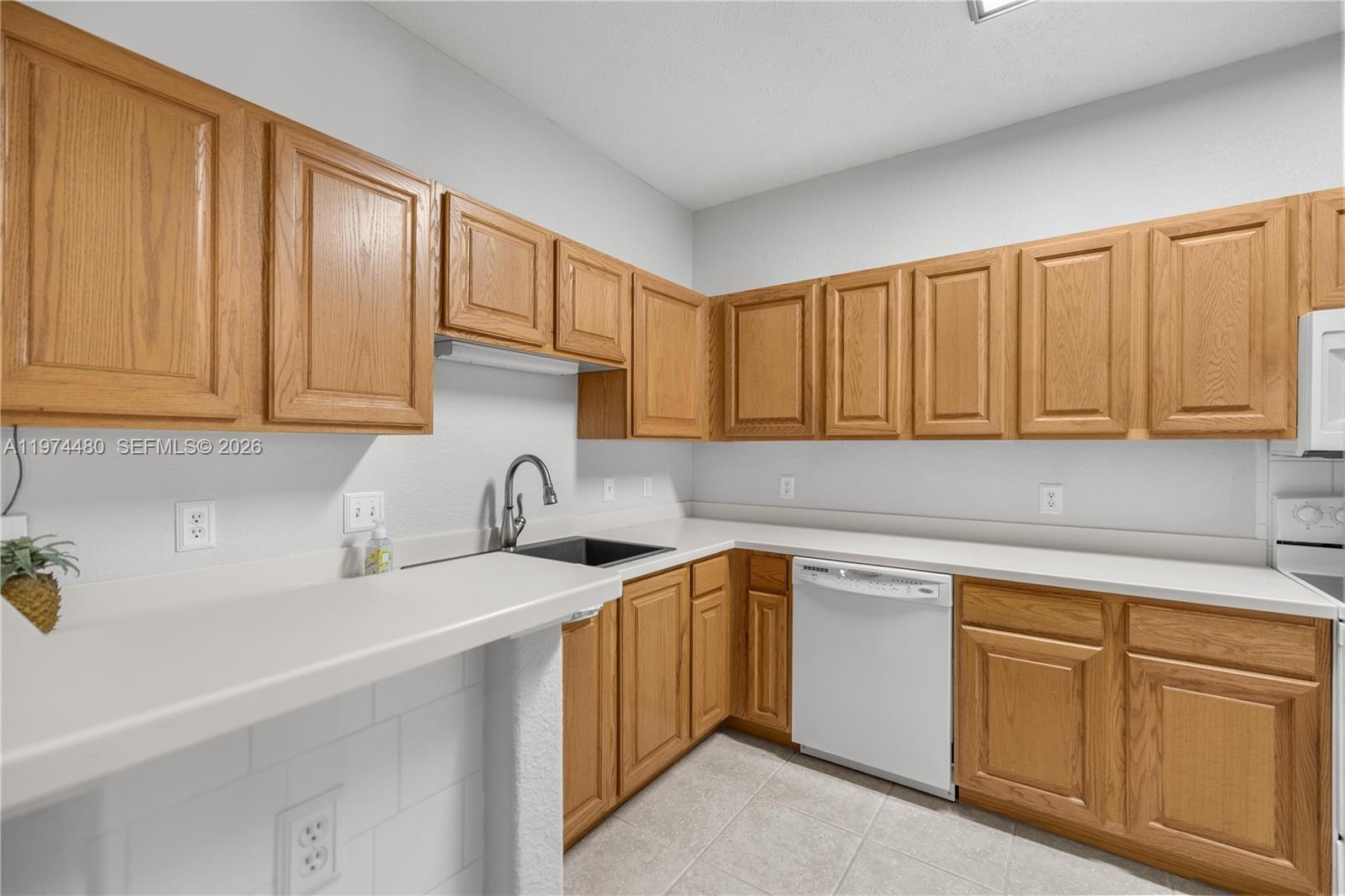 GOLFVIEW ESTATES CONDOMINI - Residential