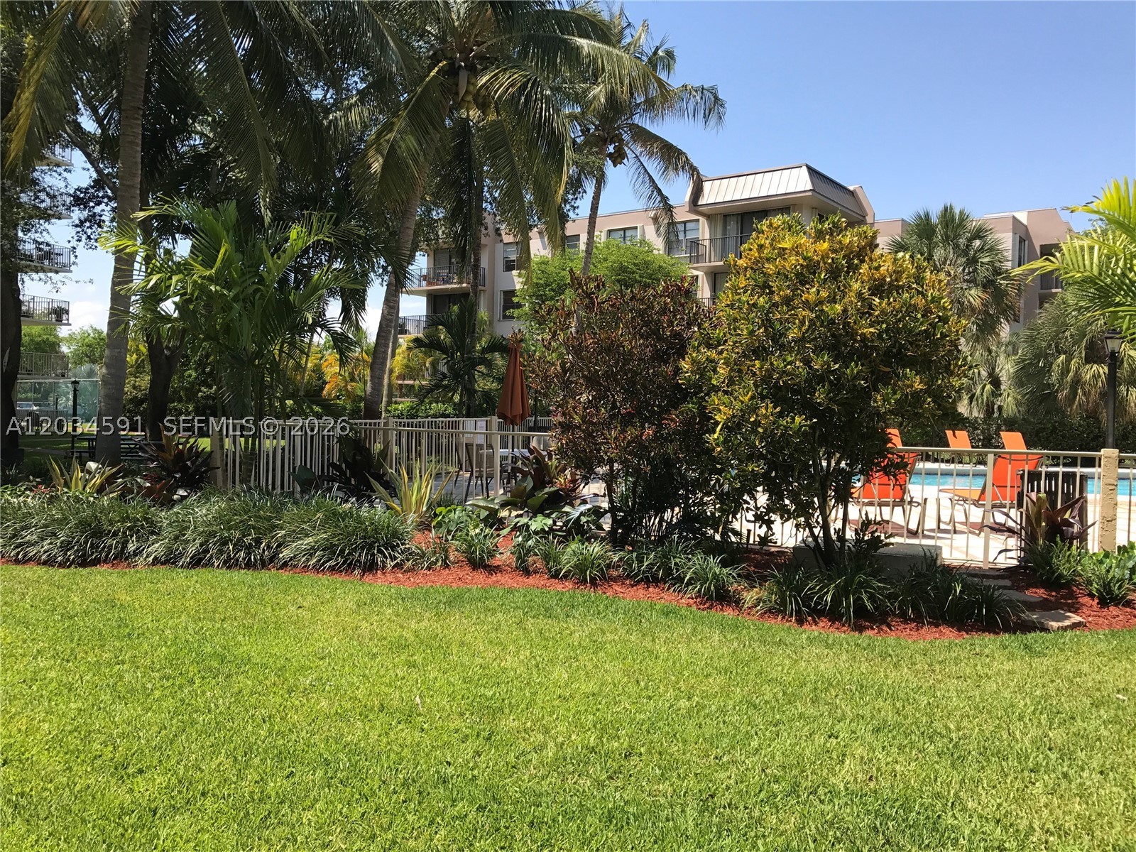 VILLAGE AT THE FALLS COND - Residential