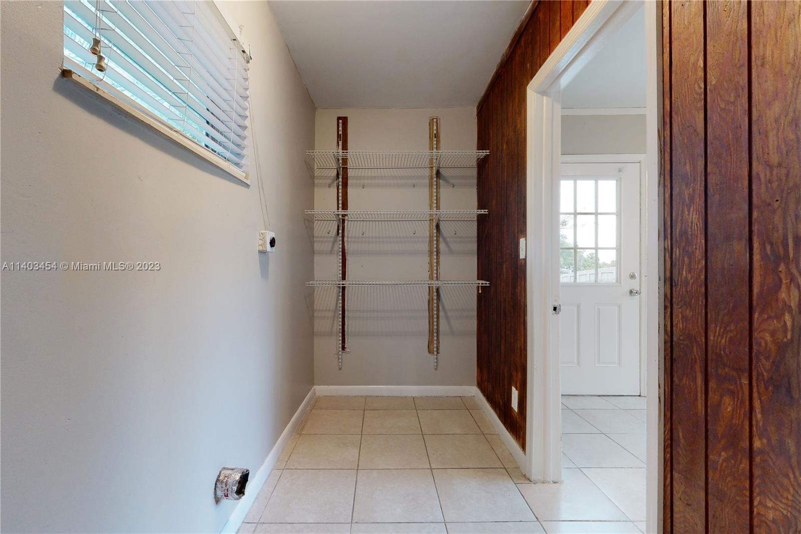 LAKE FOREST SEC 4 - Residential