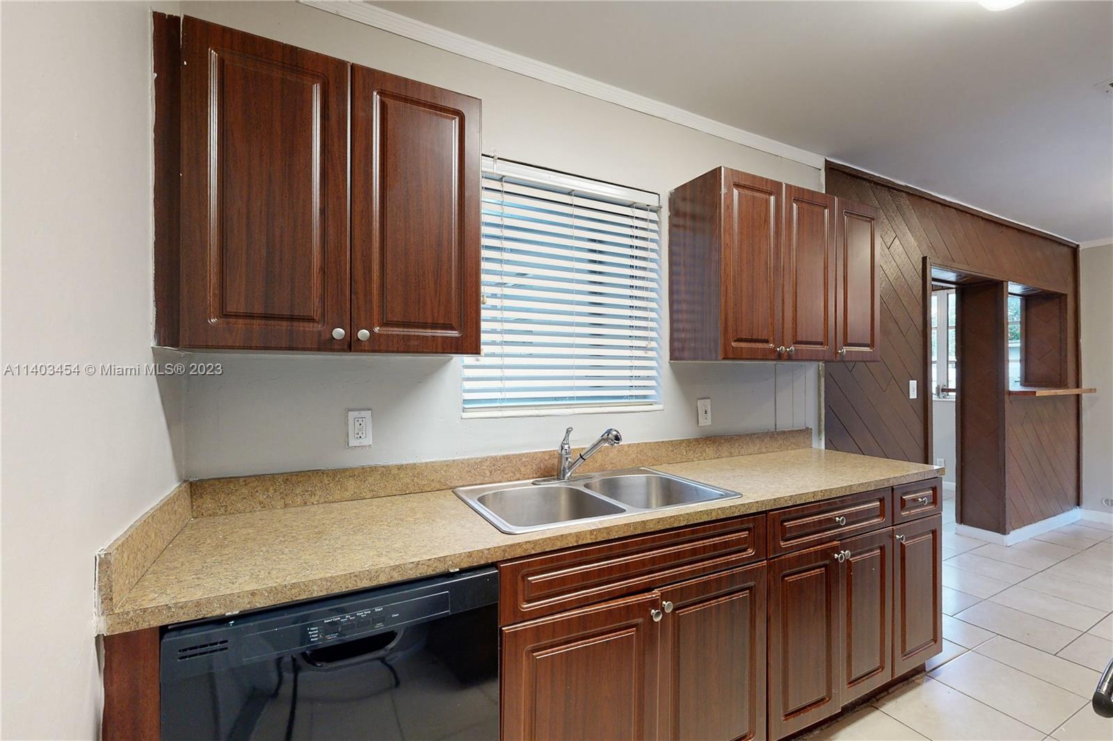 LAKE FOREST SEC 4 - Residential