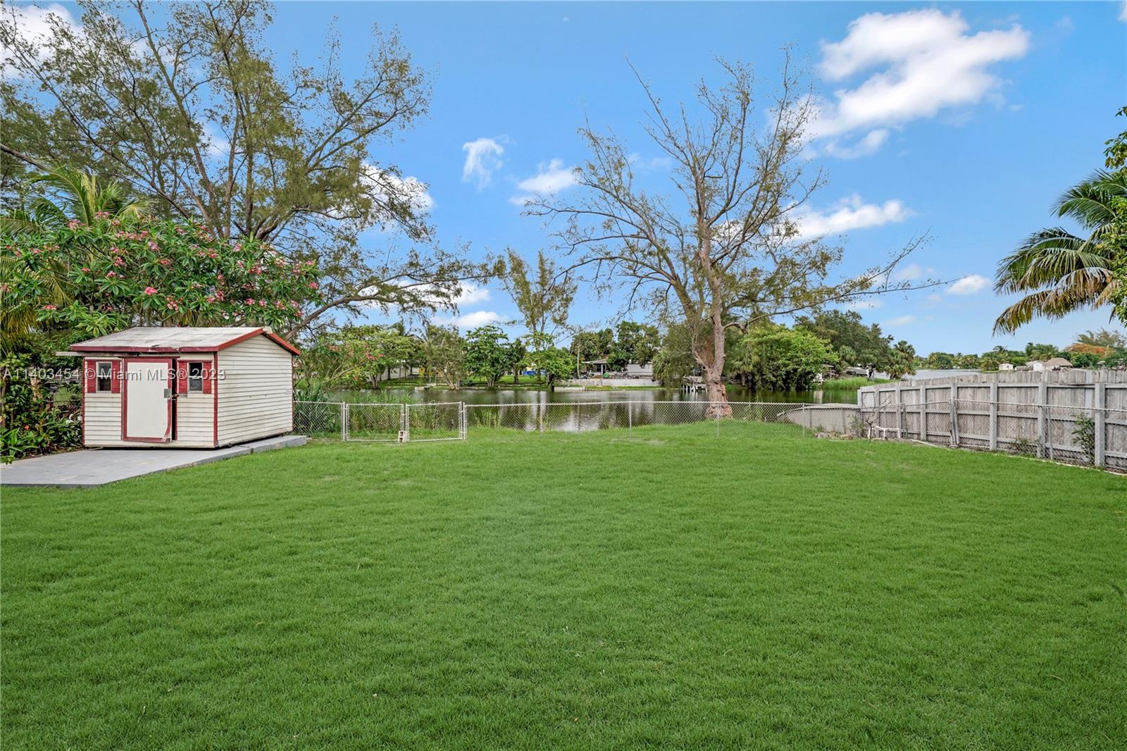 LAKE FOREST SEC 4 - Residential