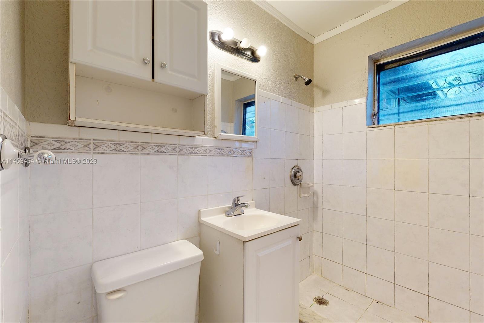 LAKE FOREST SEC 4 - Residential