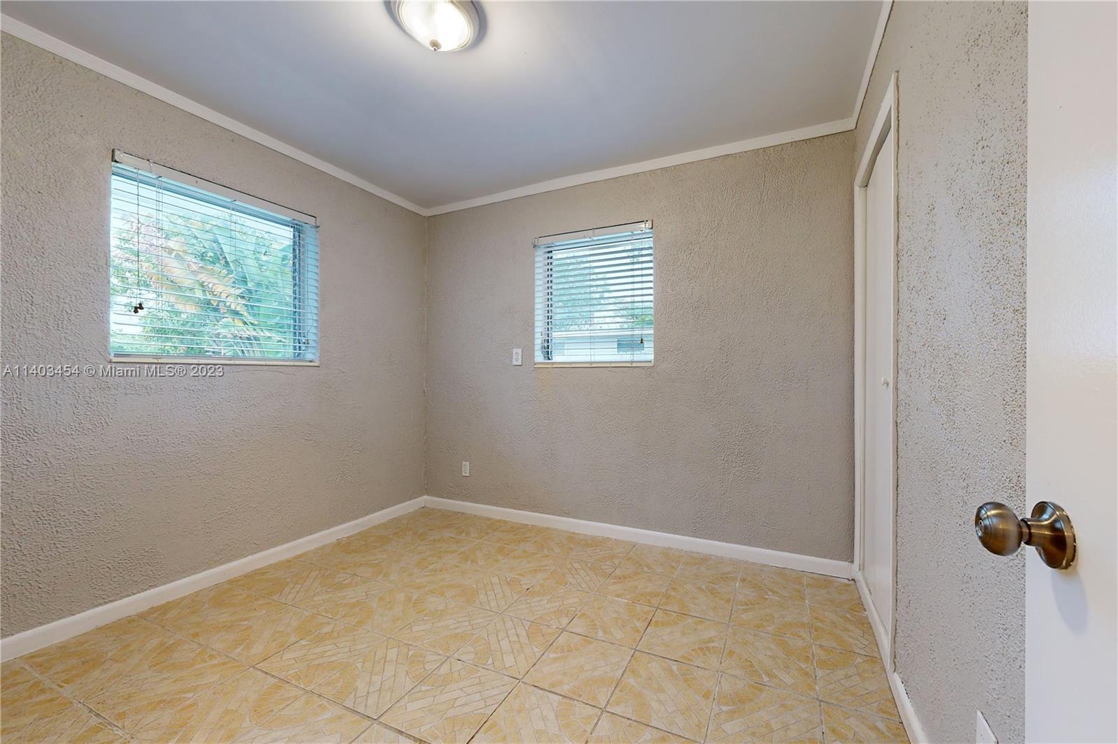 LAKE FOREST SEC 4 - Residential