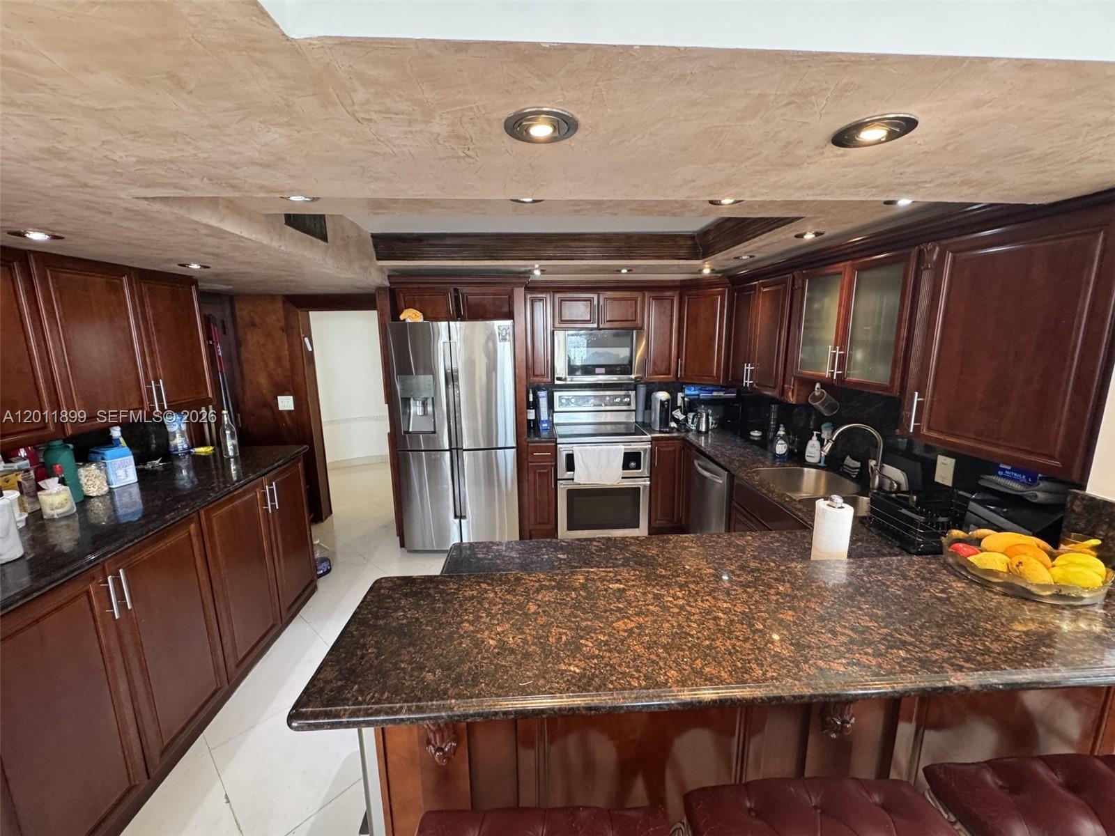 MALAGA TOWERS CONDO - Residential